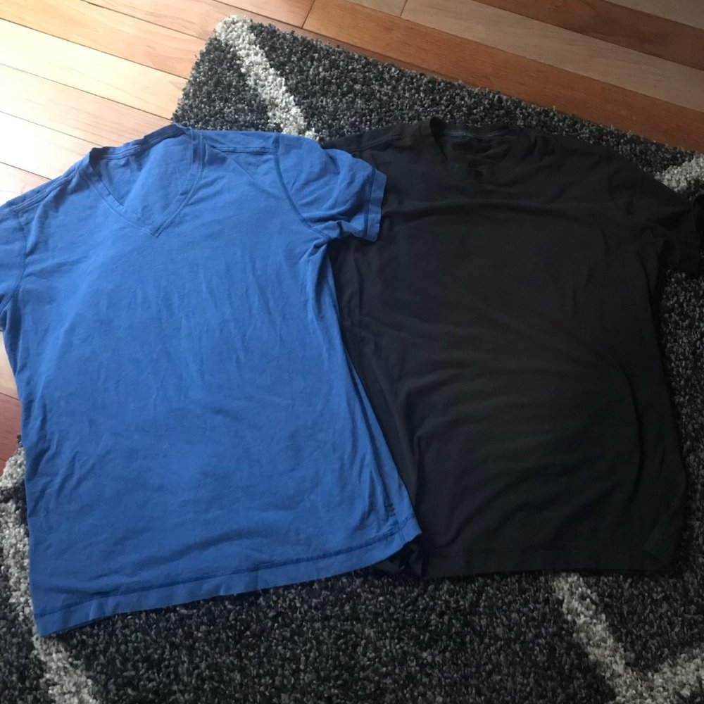 Lot of two Lululemon T-Shirts Men's Size L